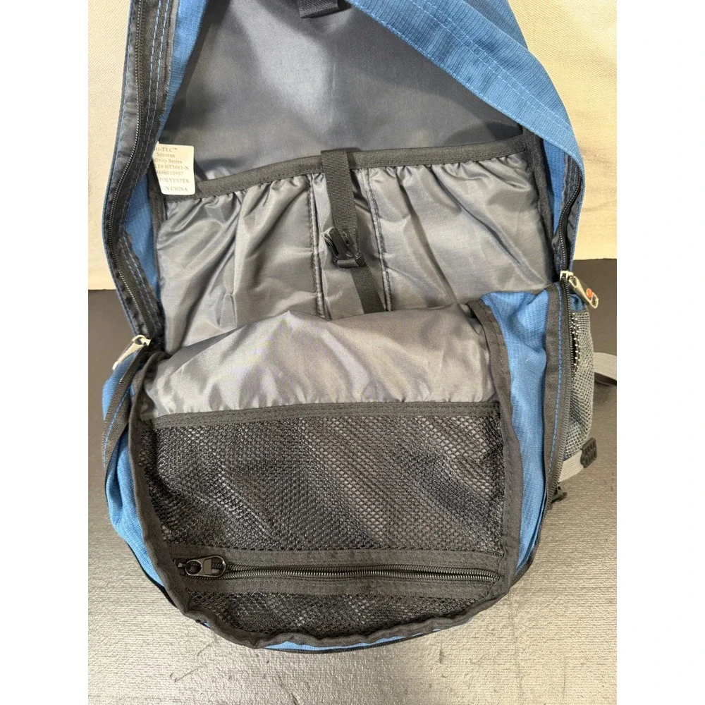 Hi-Tec Backpack Unisex Large Blue Senoran Infinity Series Hiking Gear HT3081-N